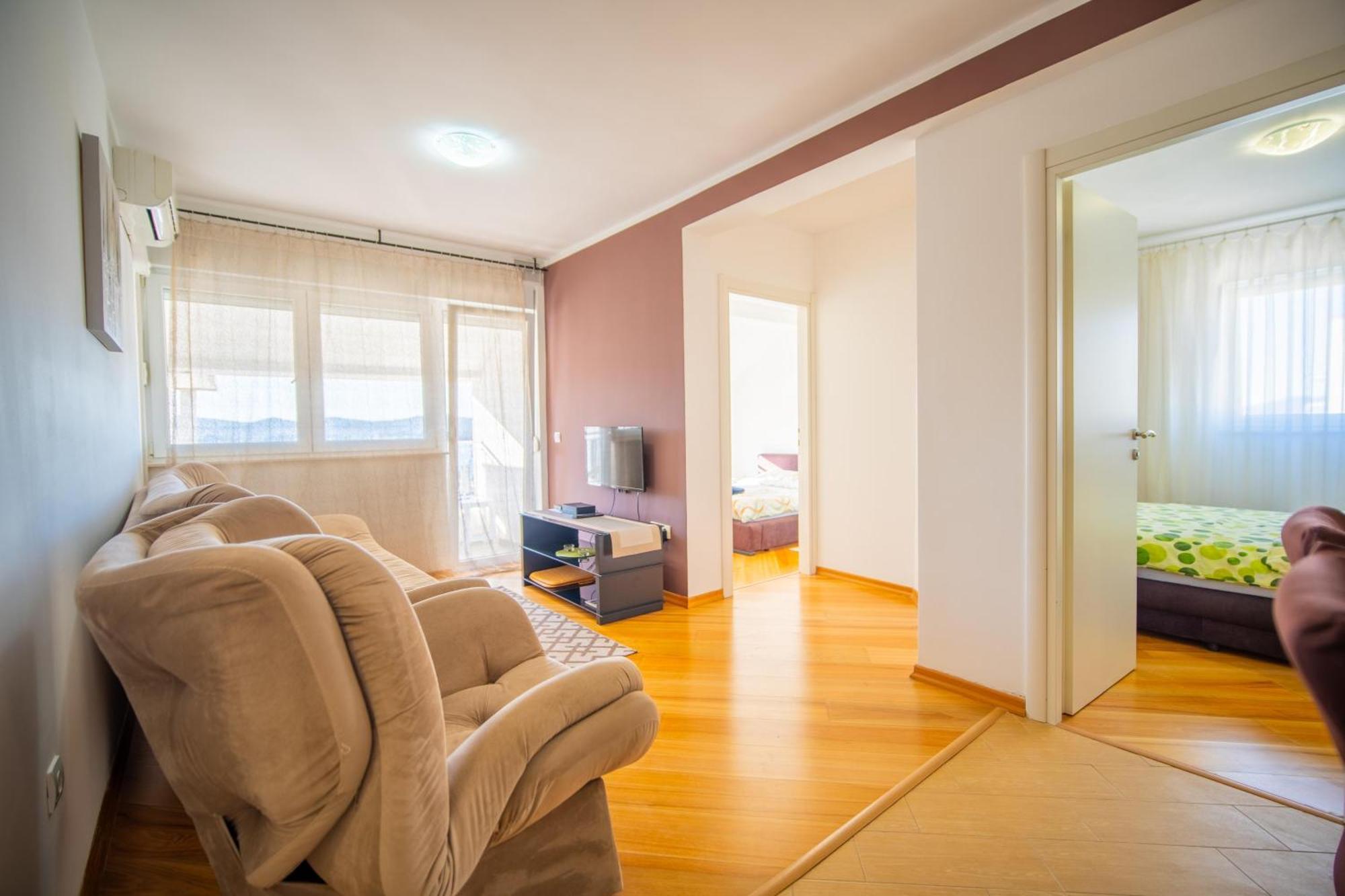 טיווט Apartman Centar מראה חיצוני תמונה
